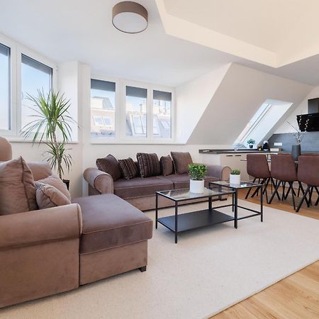 וינה Symphony Apartments 40 - Modern Loft With Terrace And Grill In Central Location מראה חיצוני תמונה