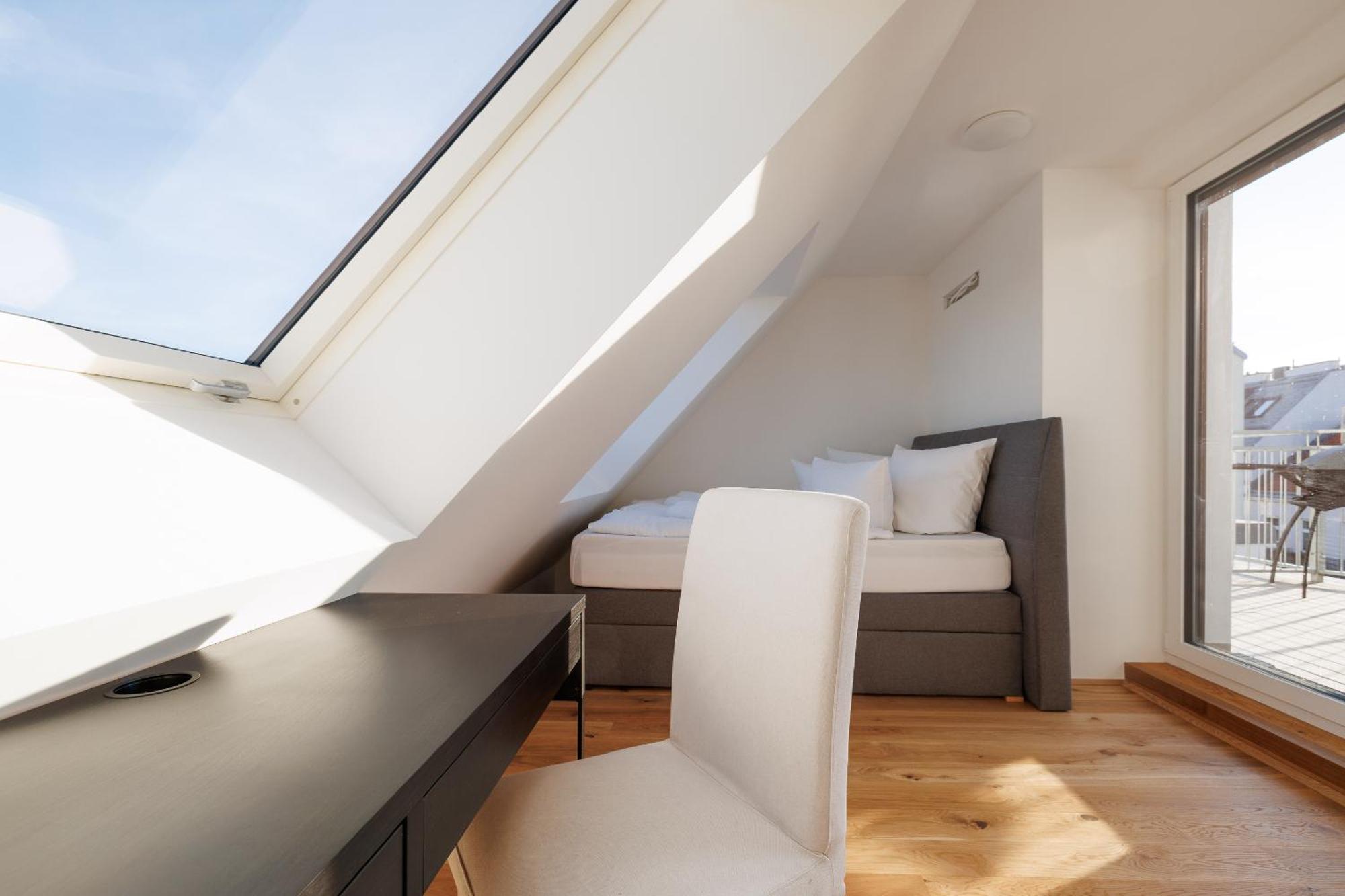 וינה Symphony Apartments 40 - Modern Loft With Terrace And Grill In Central Location מראה חיצוני תמונה