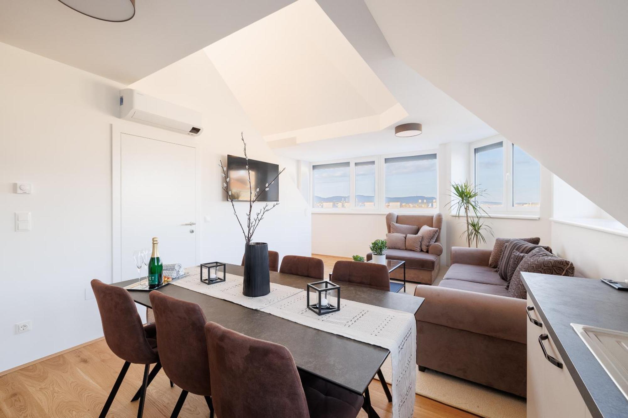 וינה Symphony Apartments 40 - Modern Loft With Terrace And Grill In Central Location מראה חיצוני תמונה