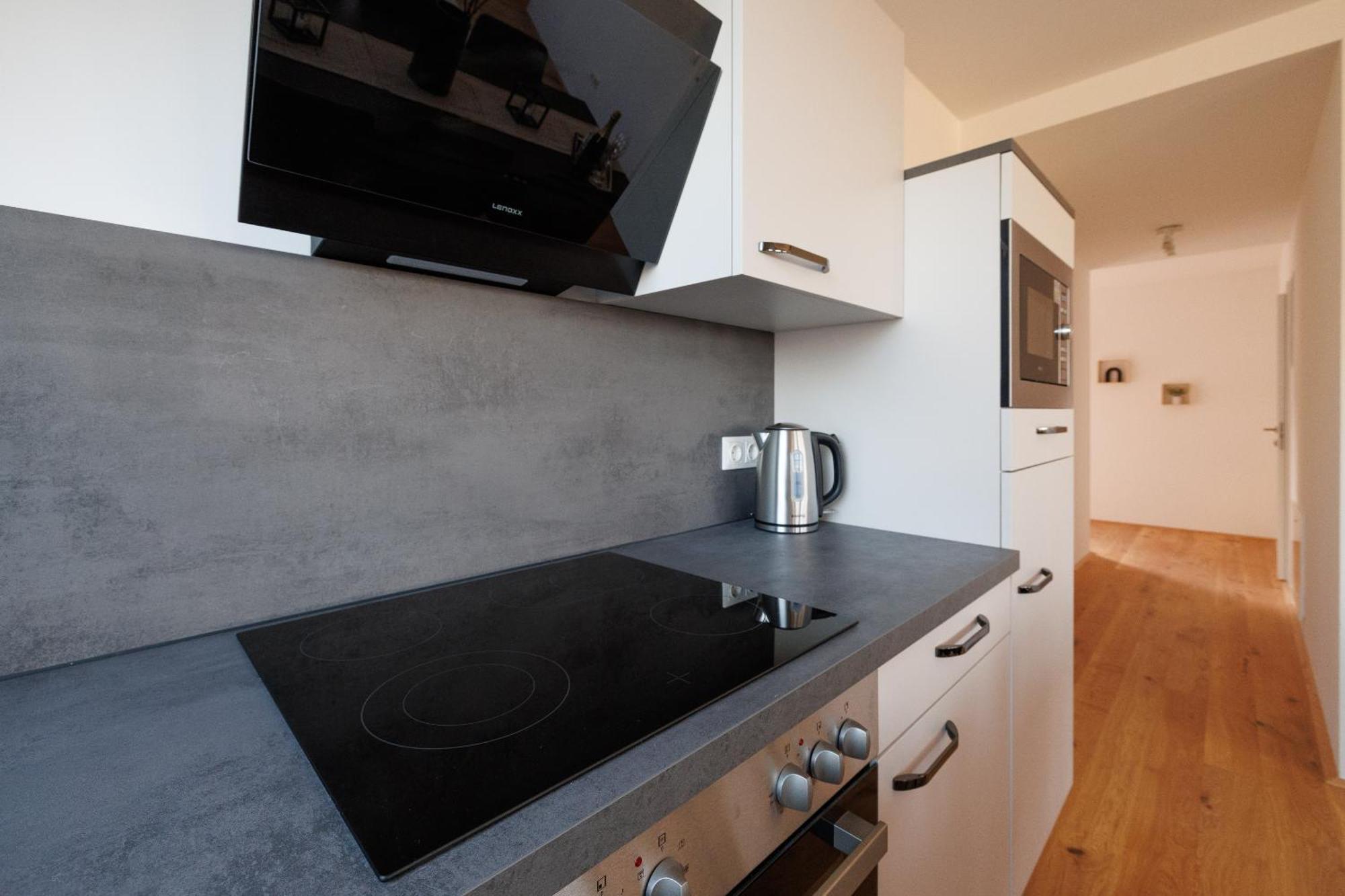 וינה Symphony Apartments 40 - Modern Loft With Terrace And Grill In Central Location מראה חיצוני תמונה
